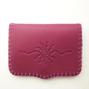 Cartera de piel magenta